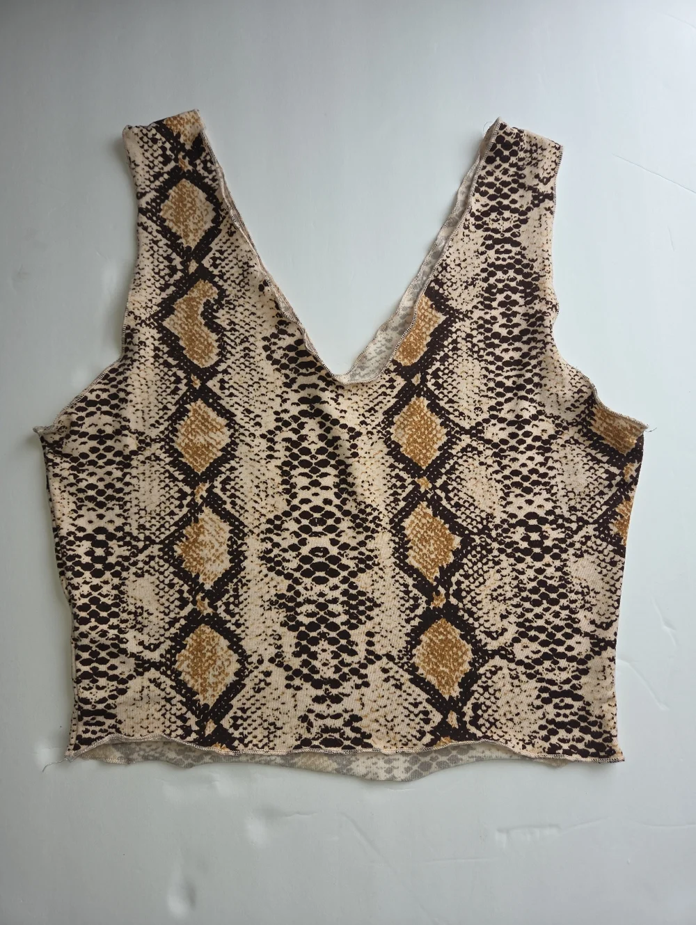 Snake Skin Cropped Tank - Picture 2 of 4